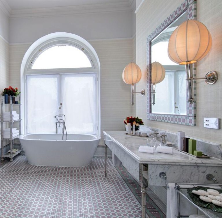 The Balmoral Hotel Bathroom 768x755